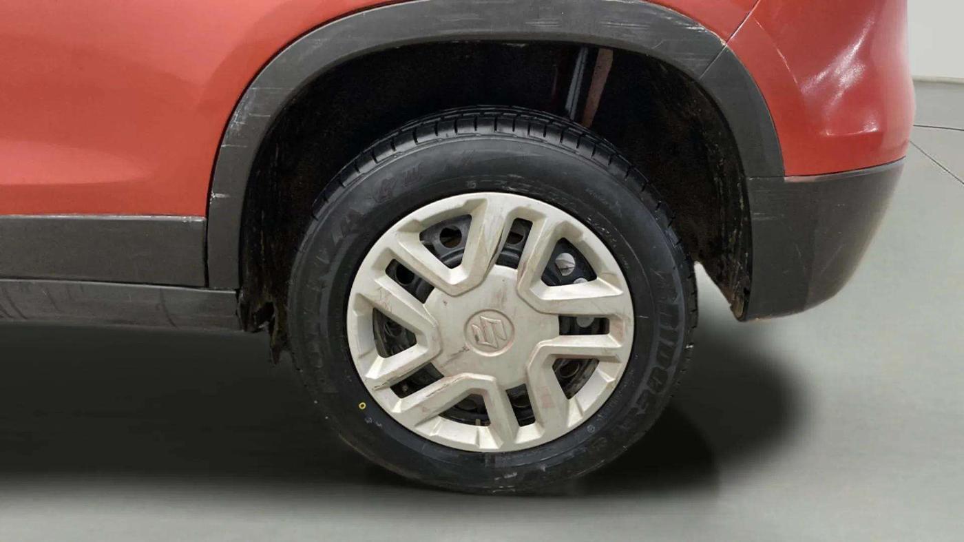2020 Maruti Vitara Brezza VXI, Petrol, Manual, 43,925 km, Left Rear Wheel