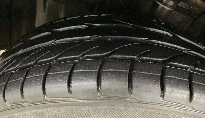 2020 Maruti Vitara Brezza VXI, Petrol, Manual, 43,802 km, Left Front Tyre Tread