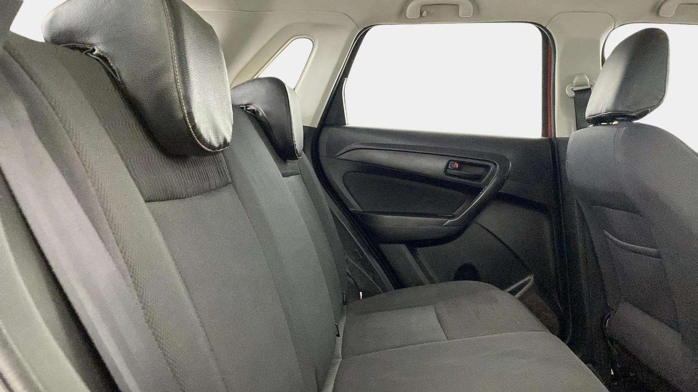 2020 Maruti Vitara Brezza VXI, Petrol, Manual, 43,925 km, Right Side Rear Door Cabin