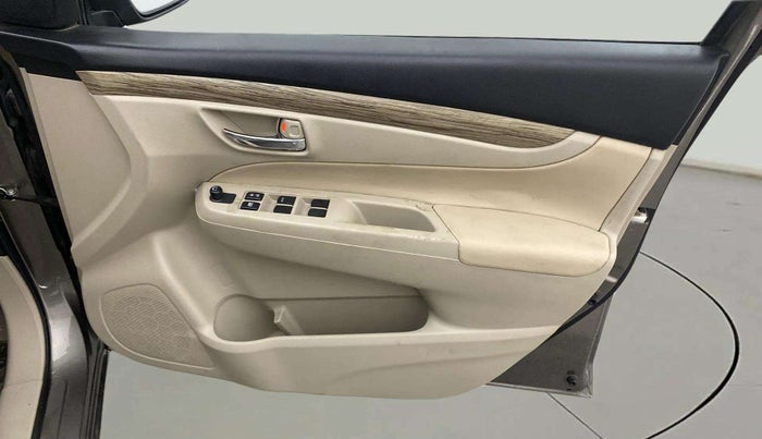 2019 Maruti Ciaz SIGMA 1.5 SHVS MT  PETROL, Petrol, Manual, 61,645 km, Driver Side Door Panels Control