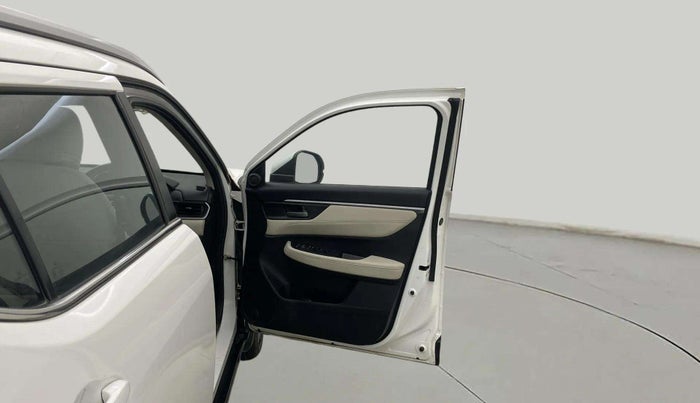 2024 Honda ELEVATE VX CVT, Petrol, Automatic, 16,155 km, RHS Front Door