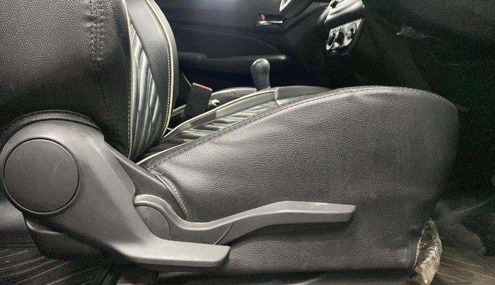 2018 Maruti Swift VXI, Petrol, Manual, 16,155 km, Driver Side Adjustment Panel
