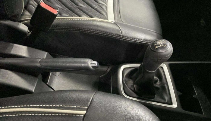 2018 Maruti Swift VXI, Petrol, Manual, 16,155 km, Gear Lever