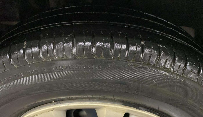 2018 Maruti Swift VXI, Petrol, Manual, 16,155 km, Right Rear Tyre Tread