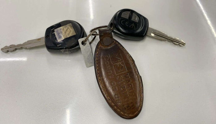 2018 Maruti Swift VXI, Petrol, Manual, 16,155 km, Key Close Up