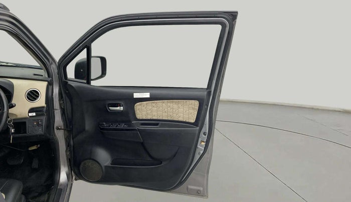 2017 Maruti Wagon R 1.0 VXI AMT, Petrol, Automatic, 31,209 km, RHS Front Door