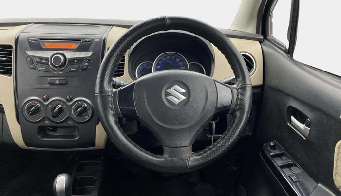 2017 Maruti Wagon R 1.0 VXI AMT, Petrol, Automatic, 31,209 km, Steering Wheel Close Up