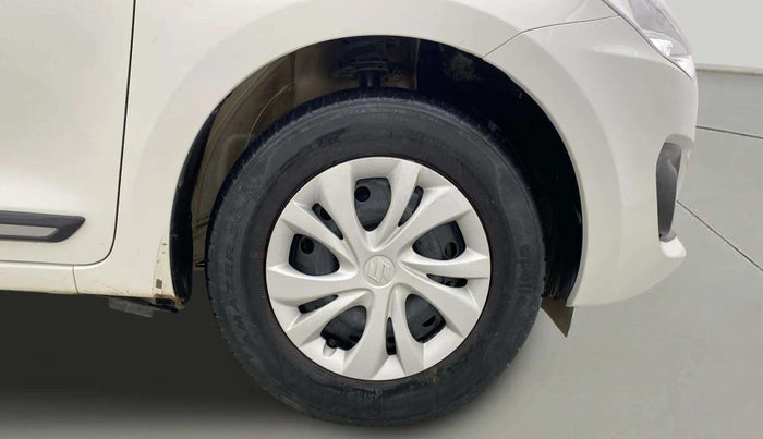 2021 Maruti Swift VXI, Petrol, Manual, 40,246 km, Right Front Wheel