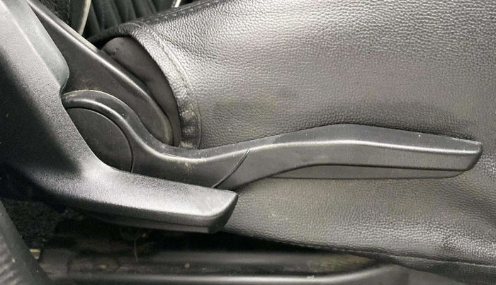 2021 Maruti Swift VXI, Petrol, Manual, 40,246 km, Driver Side Adjustment Panel