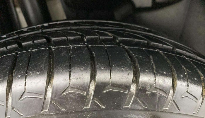 2018 Maruti Swift ZXI PLUS, Petrol, Manual, 68,723 km, Right Rear Tyre Tread