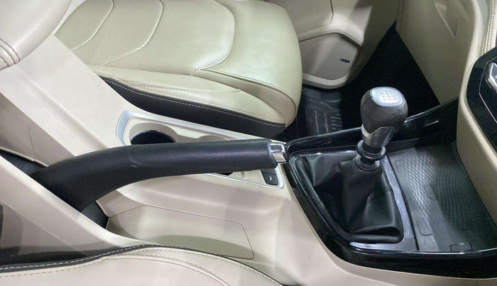 2021 MG HECTOR SHARP HYBRID 1.5 PETROL, Petrol, Manual, 17,368 km, Gear Lever