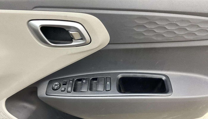 2021 Hyundai AURA SX PLUS 1.2 AMT, Petrol, Automatic, 12,177 km, Driver Side Door Panels Control