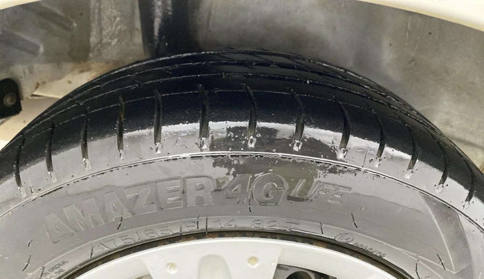 2015 Honda Amaze 1.2L I-VTEC S, Petrol, Manual, 72,917 km, Right Rear Tyre Tread