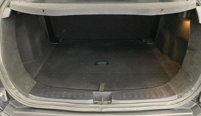 2022 Tata Harrier XT PLUS 2.0L KRYOTEC HALO EDITION, Diesel, Manual, 52,603 km, Boot Open Zoomed View