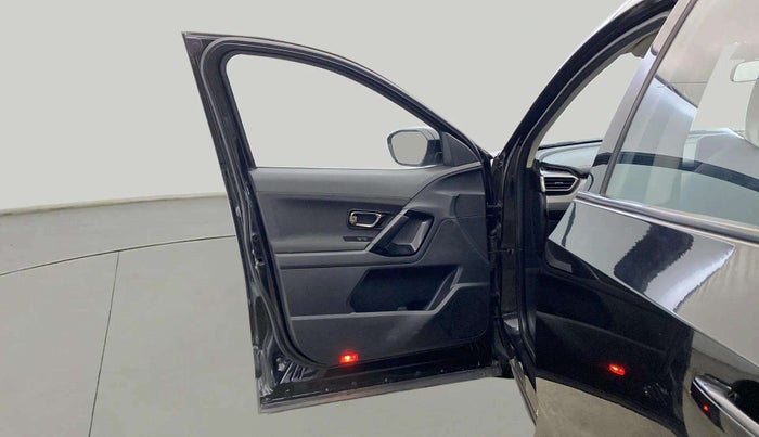 2022 Tata Harrier XT PLUS 2.0L KRYOTEC HALO EDITION, Diesel, Manual, 52,603 km, LHS Front Door