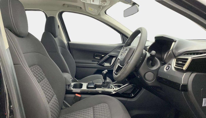 2022 Tata Harrier XT PLUS 2.0L KRYOTEC HALO EDITION, Diesel, Manual, 52,603 km, Right Side Front Door Cabin