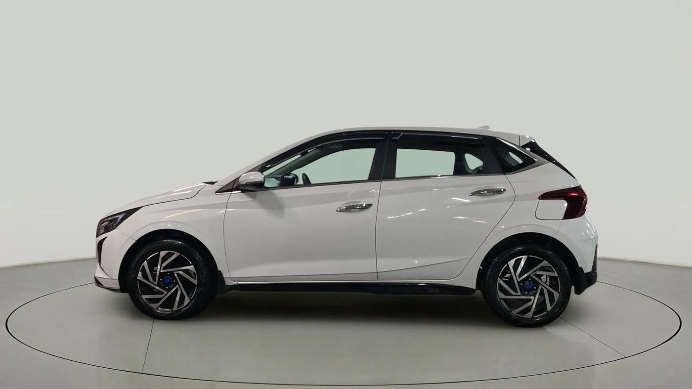 2024 Hyundai NEW I20 ASTA (O) 1.2 IVT, Petrol, Automatic, 11,903 km, Left Side