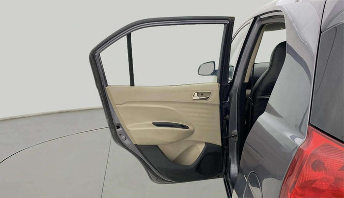 2018 Hyundai NEW SANTRO MAGNA CNG, CNG, Manual, 76,800 km, LHS Rear Door