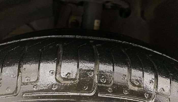 2019 Maruti Dzire VXI, Petrol, Manual, 51,678 km, Left Front Tyre Tread