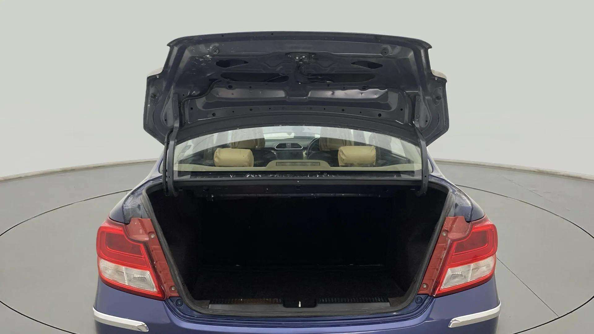 Boot-Open-Top-Half-View-43