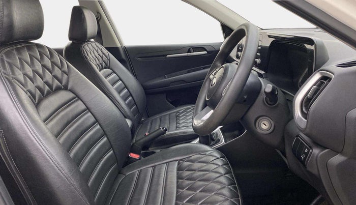 2020 KIA SONET HTX PLUS 1.5, Diesel, Manual, 85,463 km, Right Side Front Door Cabin