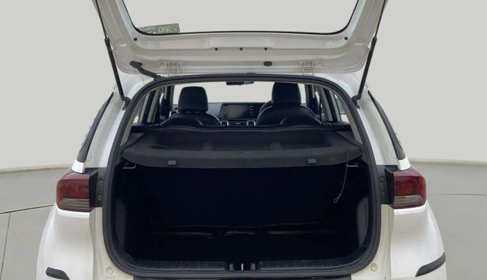 2020 KIA SONET HTX PLUS 1.5, Diesel, Manual, 85,463 km, Boot Open Zoomed View