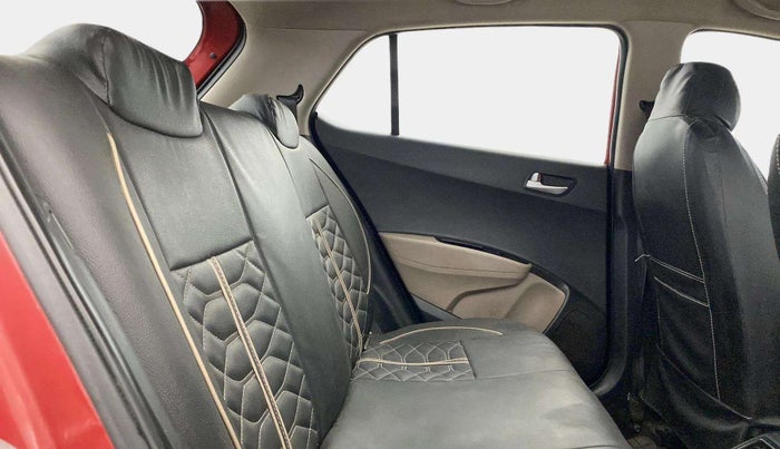 2017 Hyundai Grand i10 SPORTZ (O) 1.2 KAPPA VTVT, Petrol, Manual, 54,905 km, Right Side Rear Door Cabin