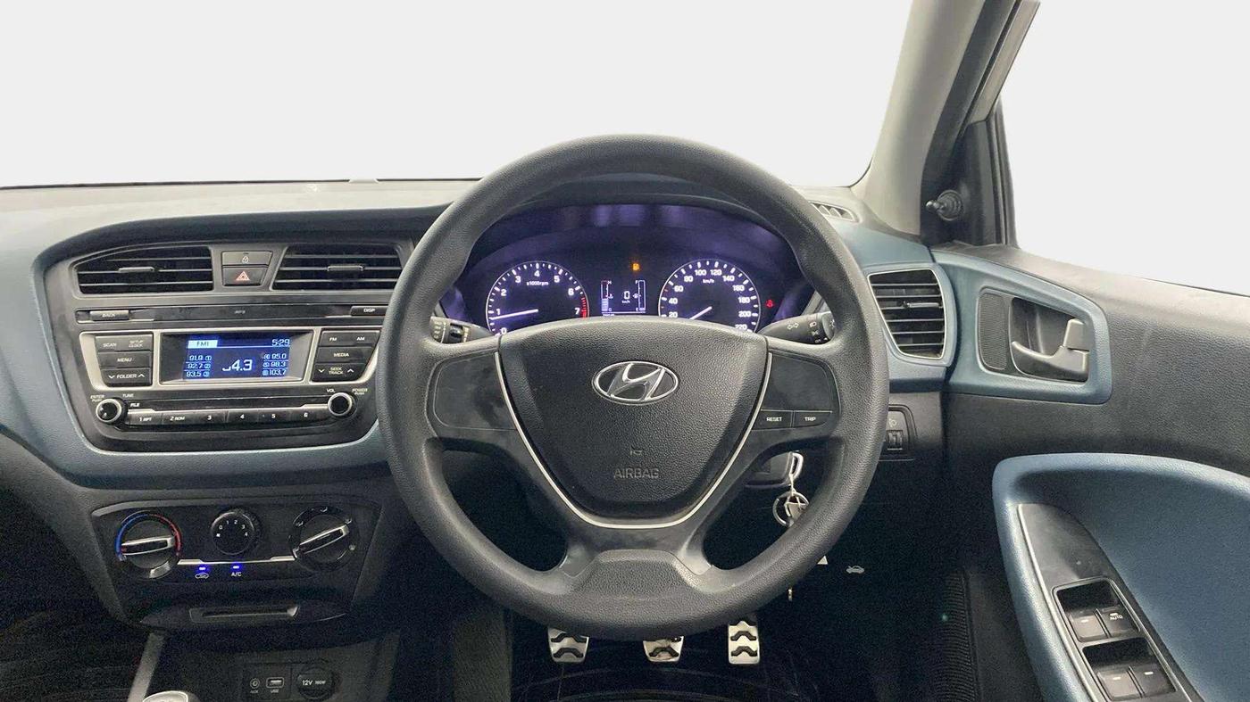 2017 Hyundai i20 Active 1.2 BASE, Petrol, Manual, 34,748 km, Steering Wheel Close Up
