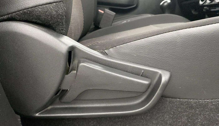 2022 Maruti S PRESSO VXI+, Petrol, Manual, 24,670 km, Driver Side Adjustment Panel