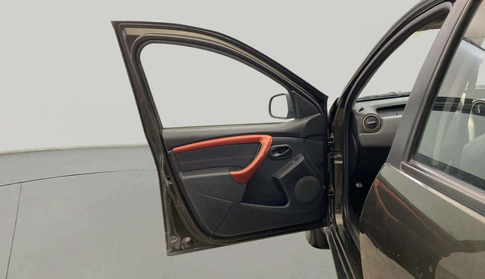 2017 Renault Duster RXS CVT, Petrol, Automatic, 37,203 km, LHS Front Door
