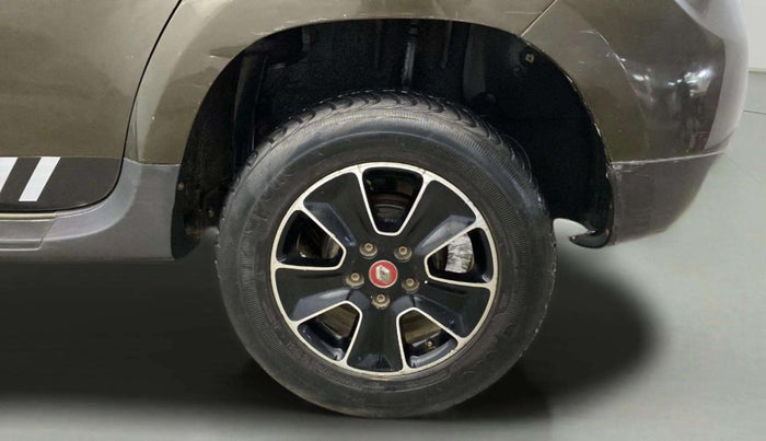 2017 Renault Duster RXS CVT, Petrol, Automatic, 37,203 km, Left Rear Wheel