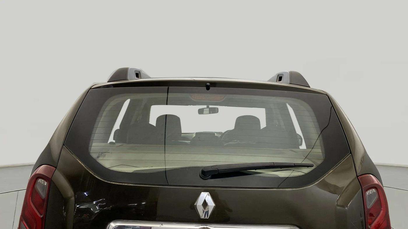 2017 Renault Duster RXS CVT, Petrol, Automatic, 37,203 km, Rear Windshield