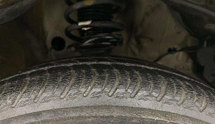 2020 Maruti S PRESSO VXI (O) CNG, CNG, Manual, 57,346 km, Right Front Tyre Tread
