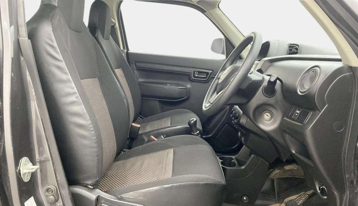 2020 Maruti S PRESSO VXI (O) CNG, CNG, Manual, 57,346 km, Right Side Front Door Cabin