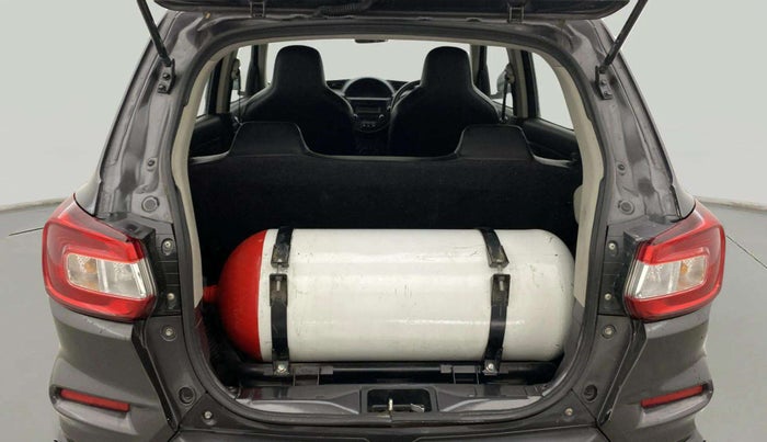 2020 Maruti S PRESSO VXI (O) CNG, CNG, Manual, 57,346 km, Boot Inside