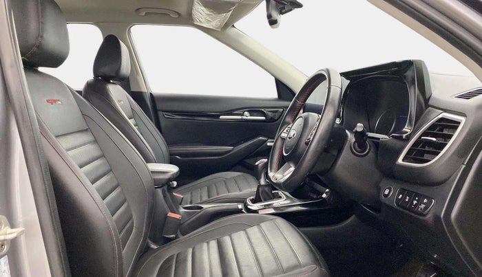 2020 KIA SELTOS GTX PLUS 1.4 PETROL, Petrol, Manual, 33,004 km, Right Side Front Door Cabin
