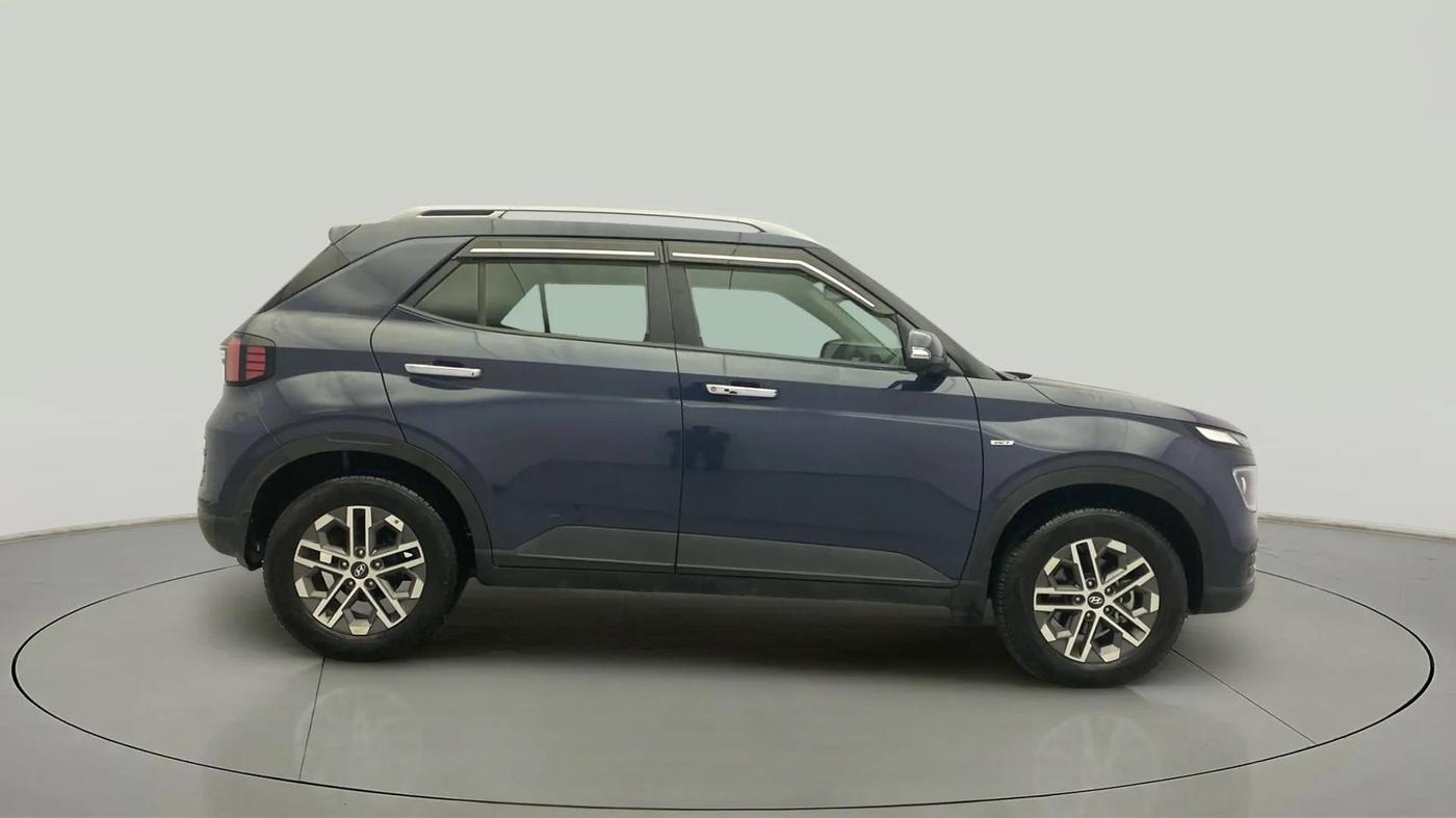 2023 Hyundai VENUE SX (O) 1.0 TURBO DCT, Petrol, Automatic, 5,448 km, Right Side View