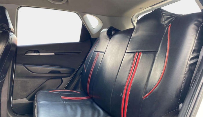 2020 KIA SONET HTK PLUS 1.2, Petrol, Manual, 30,285 km, Right Side Rear Door Cabin