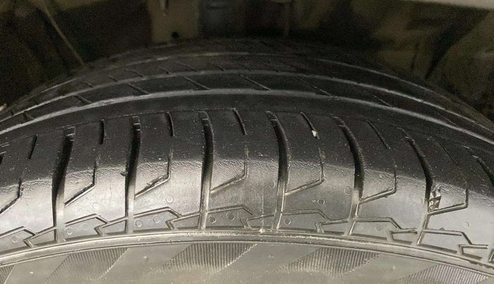 2021 Hyundai Creta SX 1.5 PETROL, Petrol, Manual, 36,345 km, Right Front Tyre Tread