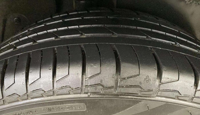2021 Hyundai Creta SX 1.5 PETROL, Petrol, Manual, 36,345 km, Right Rear Tyre Tread