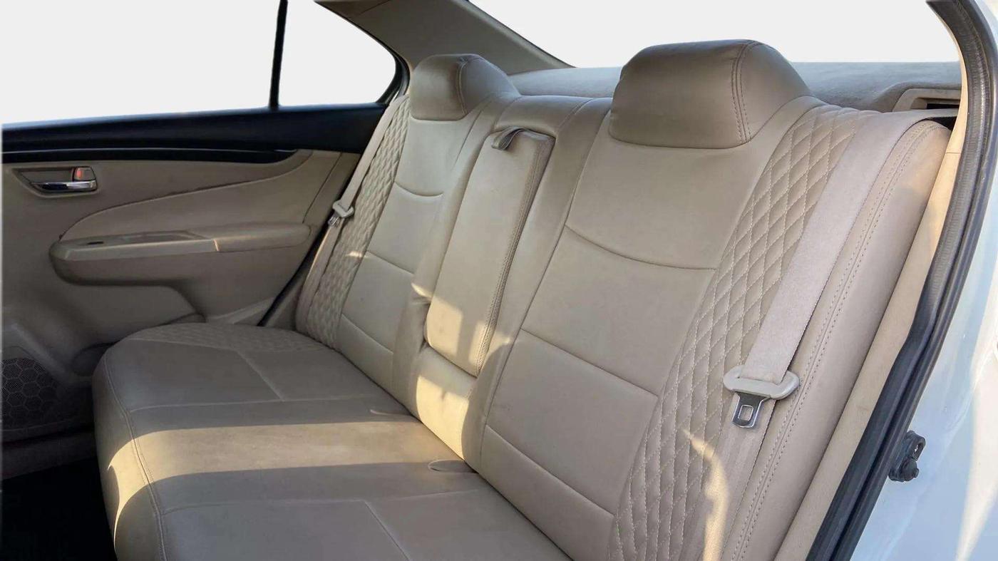 2014 Maruti Ciaz VDI, Diesel, Manual, 93,921 km, Right Side Rear Door Cabin