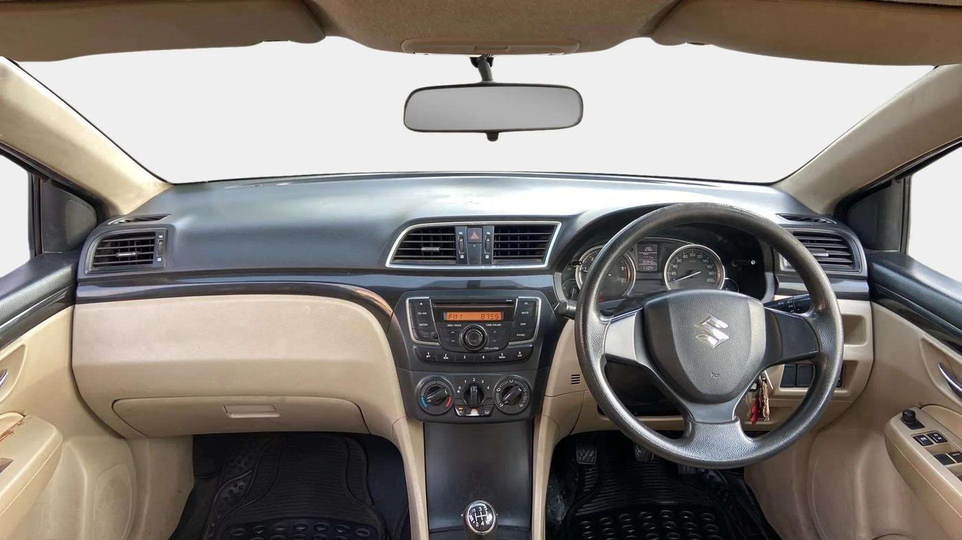 2014 Maruti Ciaz VDI, Diesel, Manual, 93,921 km, Dashboard