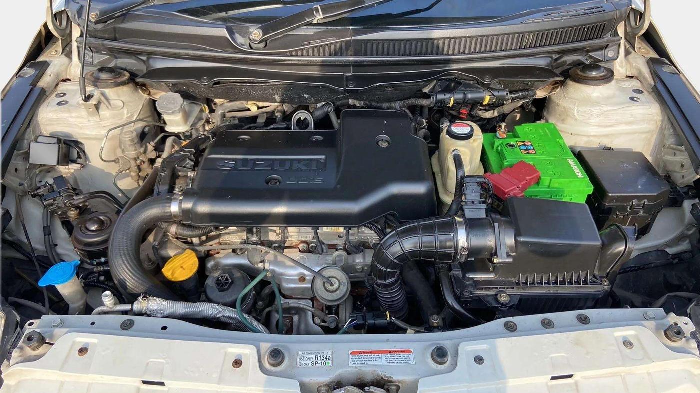 2014 Maruti Ciaz VDI, Diesel, Manual, 93,921 km, Open Bonet