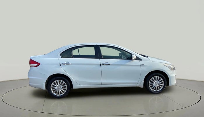 2014 Maruti Ciaz VDI, Diesel, Manual, 93,921 km, Right Side View