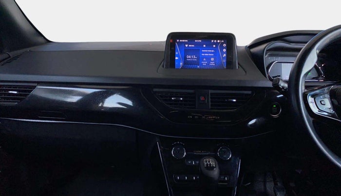 2022 Tata NEXON XZ PLUS (O) PETROL DARK EDITION, CNG, Manual, 66,360 km, Air Conditioner