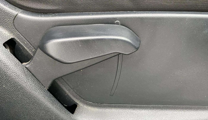 2018 Ford Ecosport TREND + 1.5L PETROL AT, Petrol, Automatic, 29,376 km, Driver Side Adjustment Panel