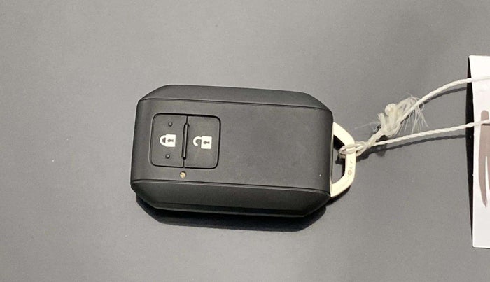 2023 Maruti Baleno ZETA 1.2 AGS, Petrol, Automatic, 16,603 km, Key Close Up