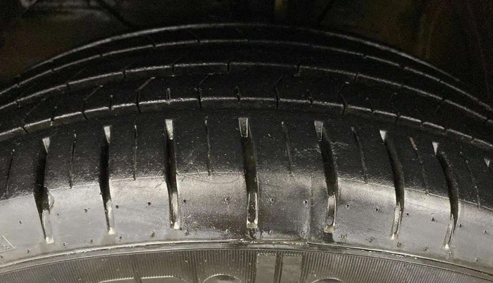 2023 Maruti Baleno ZETA 1.2 AGS, Petrol, Automatic, 16,603 km, Left Front Tyre Tread