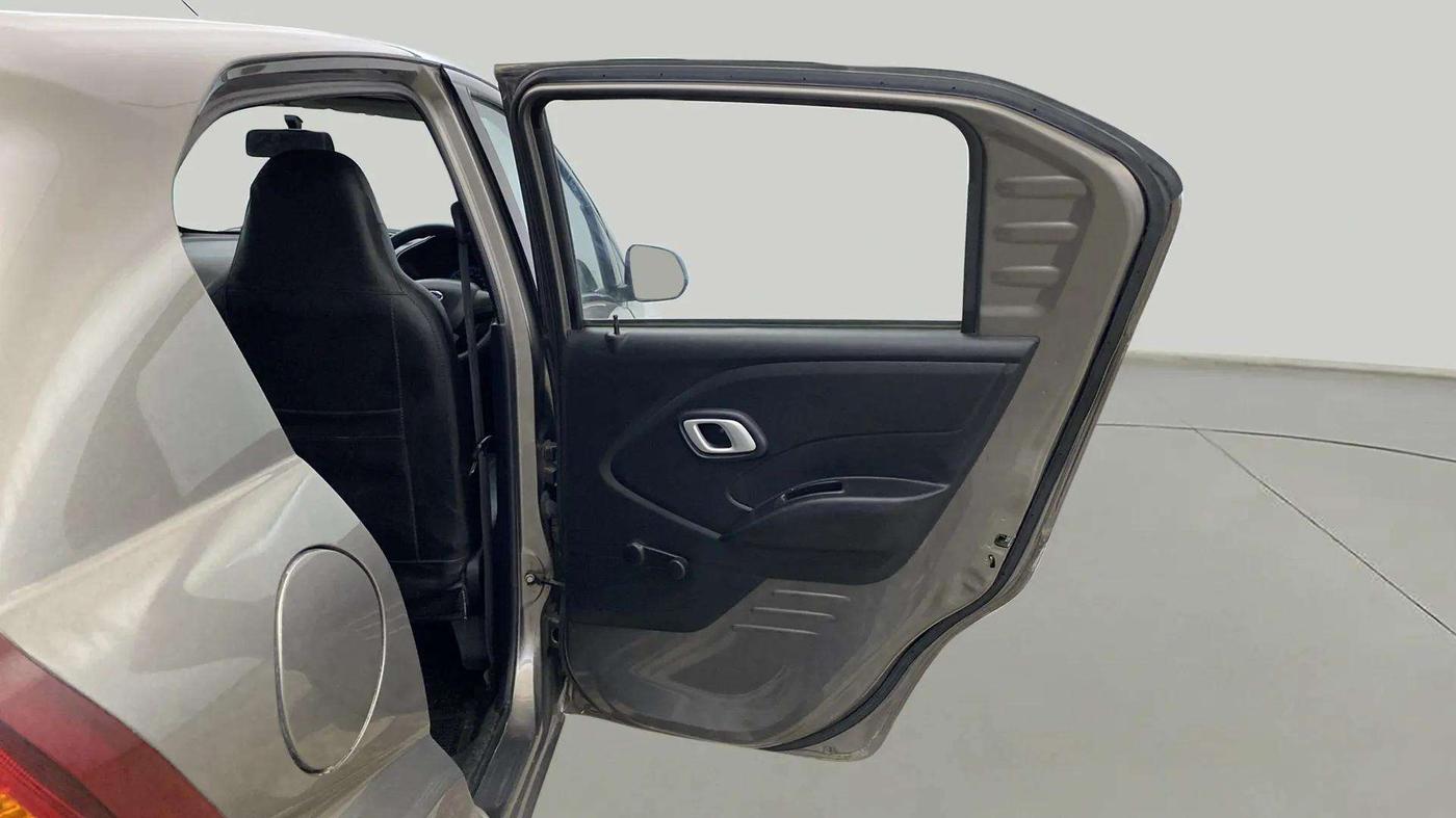 2019 Datsun Redi Go S 1.0, Petrol, Manual, 21,702 km, RHS Rear Door