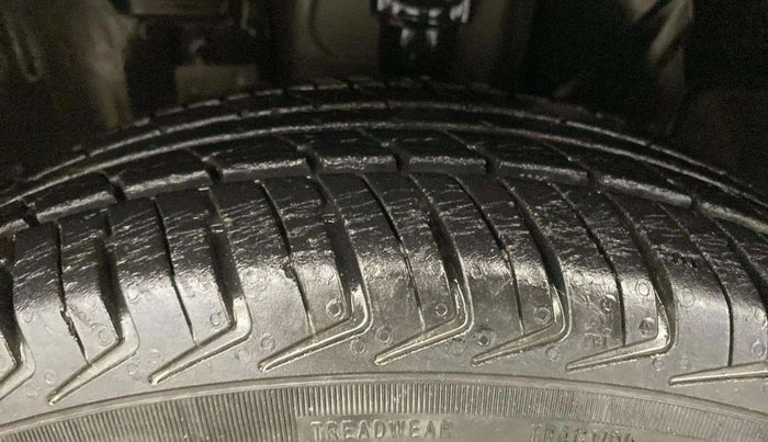 2019 Datsun Redi Go S 1.0, Petrol, Manual, 21,545 km, Left Front Tyre Tread